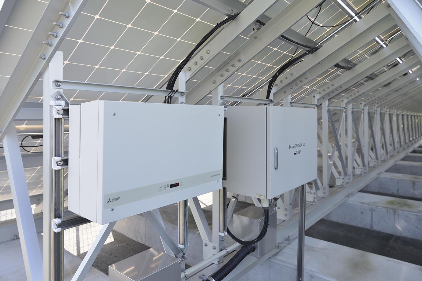 100V、200Vに対応した太陽光発電のパワーコンディショナー